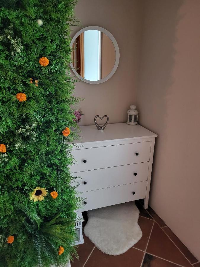 Appartement Sobe Pilajevo 2, 183 Ulica Stjepana Radica, Gola Extérieur photo